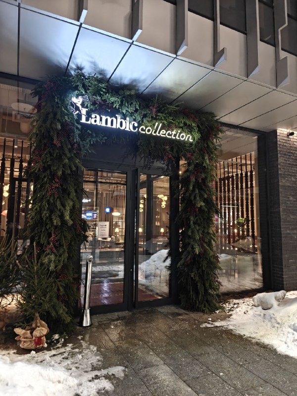 Команда канала FOODISCOVERY (@foodiscovery) заглянула в новый флагманский Lambic Collection. Проверили, что нового придумали в пивной сети и стоит ли бежать туда прямо сейчас. Делимся впечатлениями!