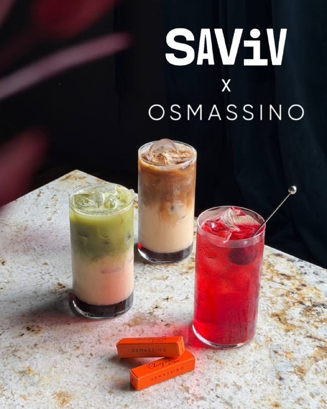 Обозреватель канала «Вкусный Петербург» отправился в ресторан Saviv, чтобы попробовать парфюмерные напитки от турецкого бренда Osmassino. Далее — подробности о каждом напитке и цена.