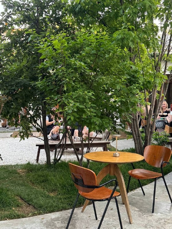 KOZAK FOOD (@kozakfood) заглянул в Yauza, чтобы отведать летние новинки от бренд-шефа. Он уже попробовал бриошь из капусты, оладьи с икрой и картофельную запеканку со сморчками. Скорее читайте, что ему понравилось!